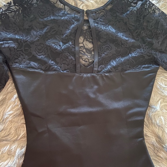 Long Sleeve Bodysuit - Picture 3 of 5